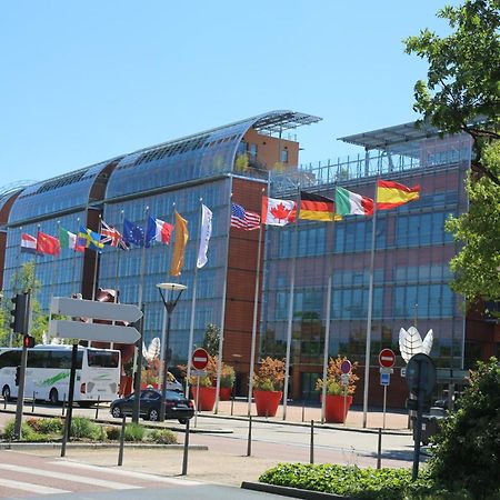 Апартаменты Lyon Cite Internationale Экстерьер фото